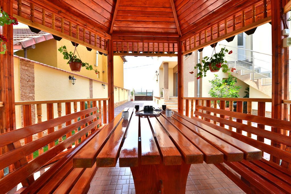 Haţeg Casa Vio酒店 外观 照片
